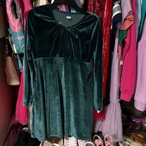 Old Navy Green Velvet Kids Casual Dress